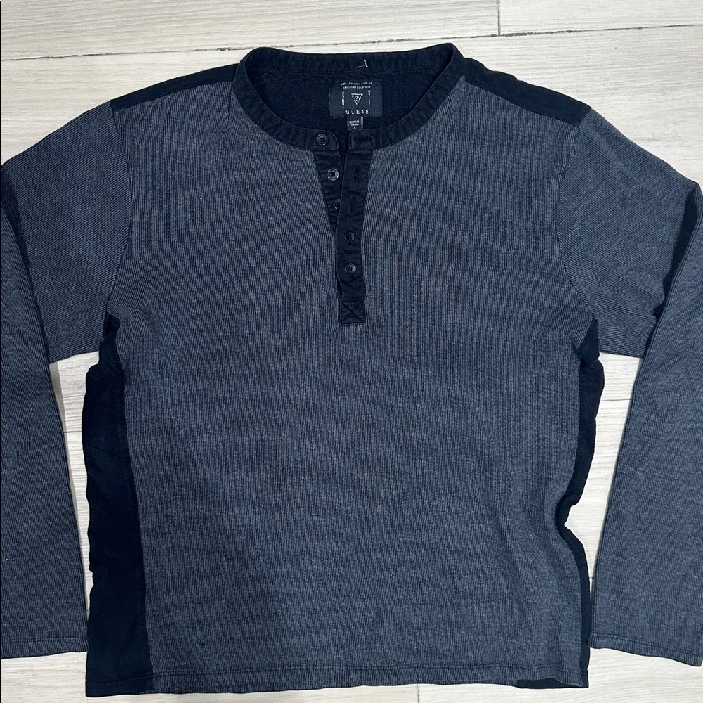 Guess Men's Charcoal and Black‎ Crewneck Sweater